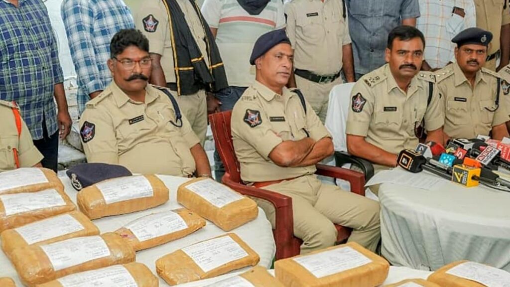 Man arrested for ganja smuggling in Tirupati